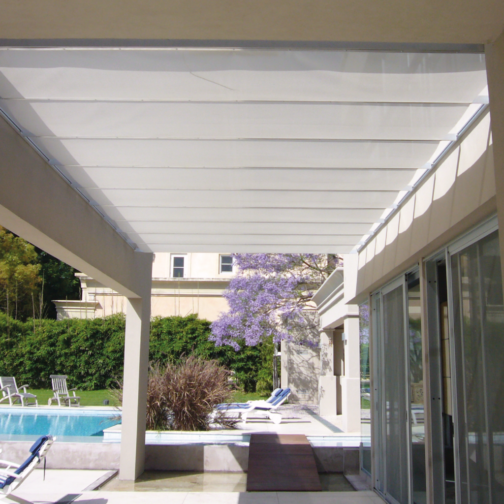 Pérgola de tela acrílica